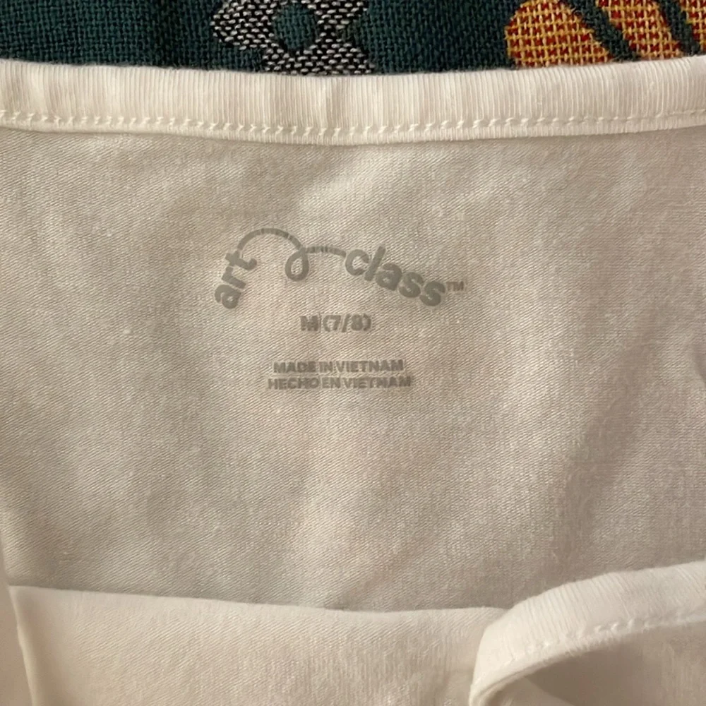 White tank - Picture 3 of 4